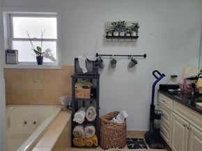 61-40 173 Street, Fresh Meadows NY 11365