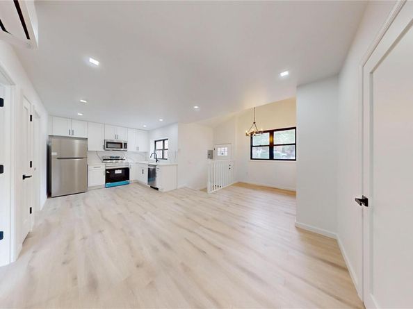552 E 80th Street, Brooklyn NY 11236