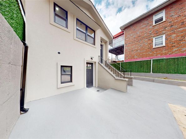 552 E 80th Street, Brooklyn NY 11236