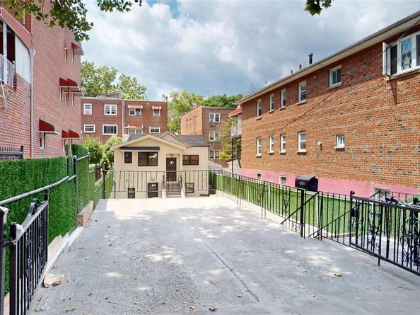 552 E 80th Street, Brooklyn NY 11236