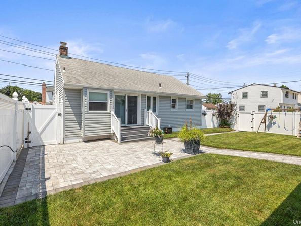 64 Myers Avenue, Hicksville NY 11801