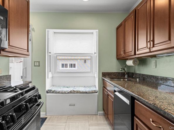64 Myers Avenue, Hicksville NY 11801