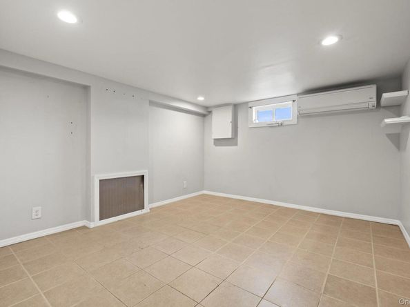 64 Myers Avenue, Hicksville NY 11801