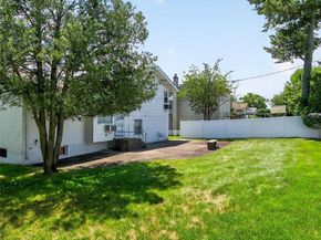 43 Friendly Lane, Jericho NY 11753