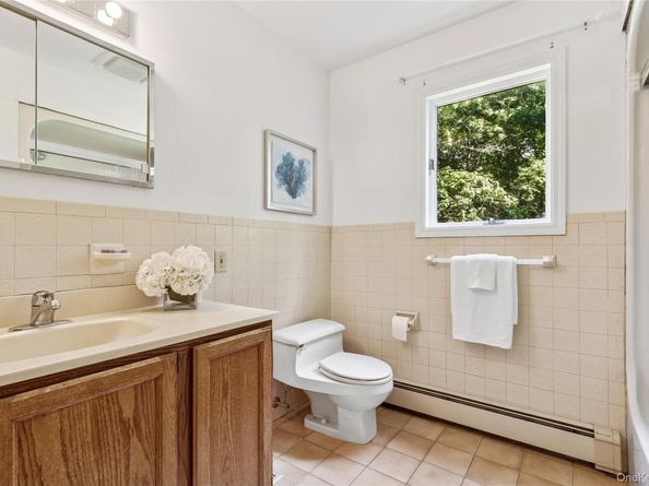 250 Peconic Bay Boulevard, Aquebogue NY 11931