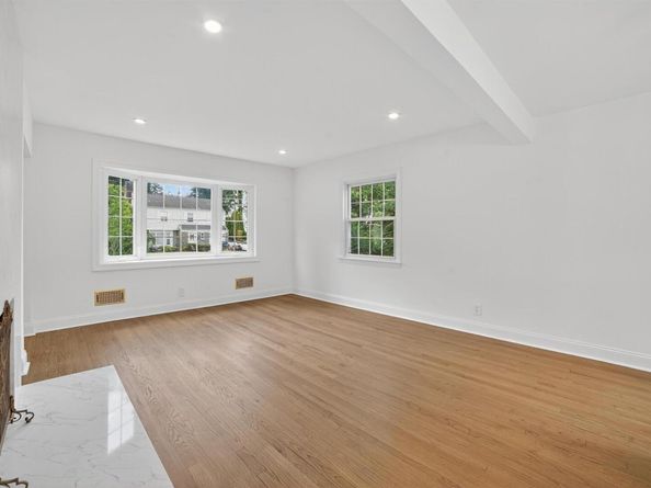 15 Benedict Avenue, Eastchester NY 10709