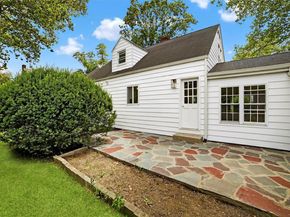 15 Benedict Avenue, Eastchester NY 10709