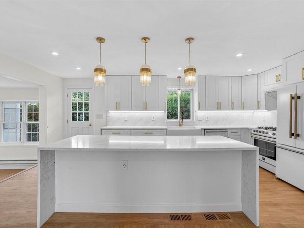 15 Benedict Avenue, Eastchester NY 10709