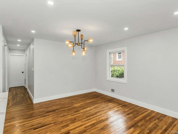 7330 244th Street, Little Neck NY 11362