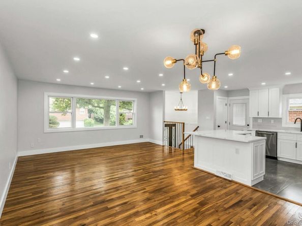 7330 244th Street, Little Neck NY 11362