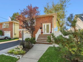 95 Foster Avenue, Valley Stream NY 11580