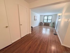 83-20 98 Street 1H, Woodhaven NY 11421