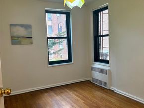 83-20 98 Street 1H, Woodhaven NY 11421