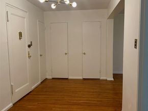 83-20 98 Street 1H, Woodhaven NY 11421
