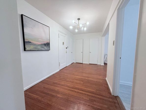 83-20 98 Street 1H, Woodhaven NY 11421