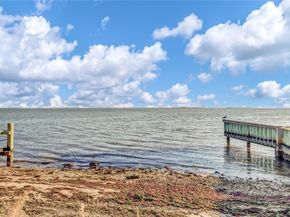 125 S Bay Drive, Babylon NY 11702
