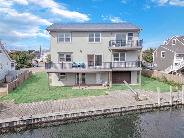 125 S Bay Drive, Babylon NY 11702