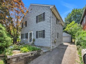 18 Neulist Avenue, Port Washington NY 11050