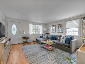18 Neulist Avenue, Port Washington NY 11050