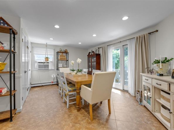18 Neulist Avenue, Port Washington NY 11050