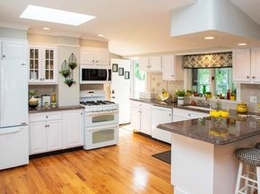 6 Freshman Lane, Stony Brook NY 11790