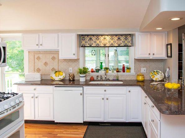 6 Freshman Lane, Stony Brook NY 11790