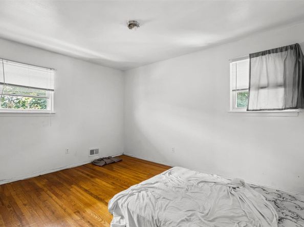 49 Valerie Drive, Yonkers NY 10703