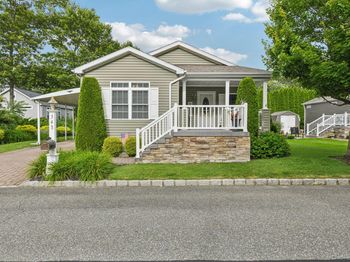 1661 Old Country Road
