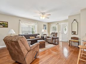 1661 Old Country Road 543, Riverhead NY 11901