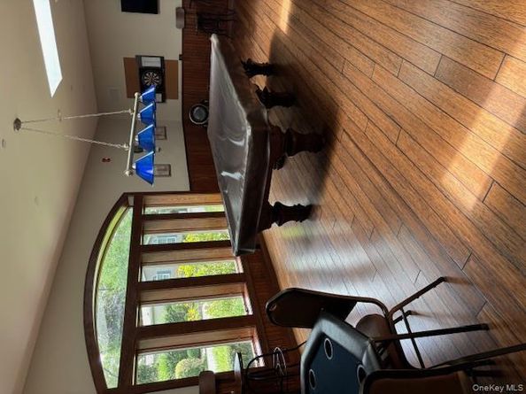 1661 Old Country Road 543, Riverhead NY 11901
