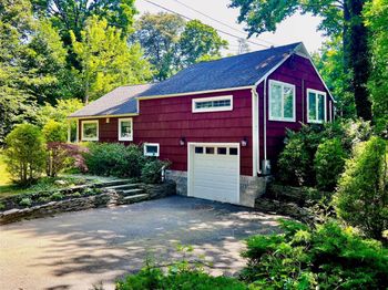 14 Suydam Drive