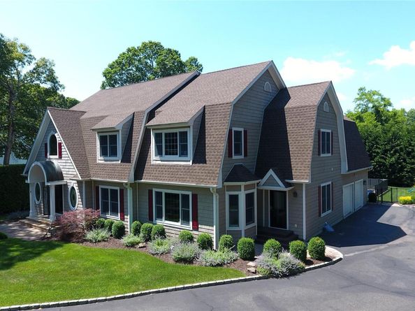 4 Briana Court, East Moriches NY 11940