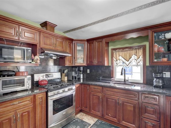 85-19 239th Street, Bellerose NY 11426