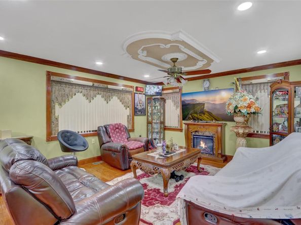 85-19 239th Street, Bellerose NY 11426