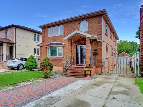 85-19 239th Street, Bellerose NY 11426