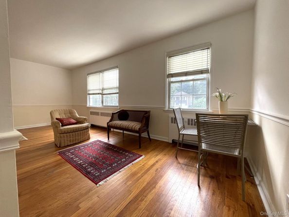180 Pinewood Road 11, Hartsdale NY 10530