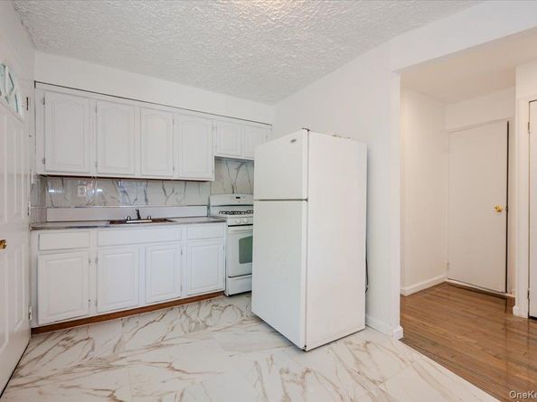 6633 Avenue M, Brooklyn NY 11234