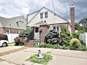 644 7th Street S, Garden City South NY 11530