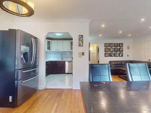 150-28 Jewel Avenue 1, Flushing NY 11367