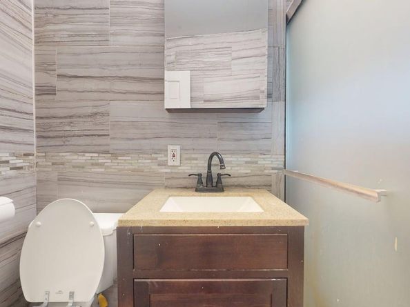 150-28 Jewel Avenue 1, Flushing NY 11367