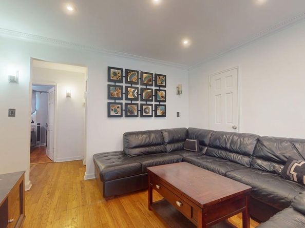 150-28 Jewel Avenue 1, Flushing NY 11367