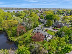 50 Belton Road, Babylon NY 11702