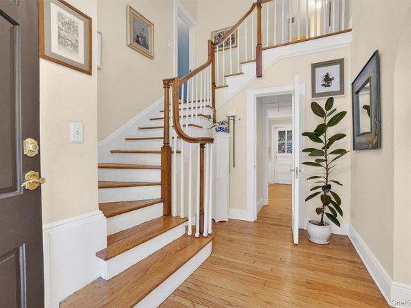 77 Edgemont Road, Scarsdale NY 10583