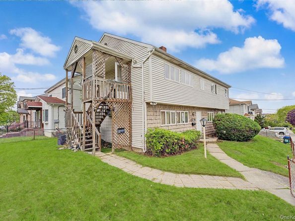 5854 256th Street, Little Neck NY 11362