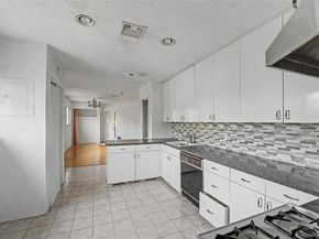 5854 256th Street, Little Neck NY 11362