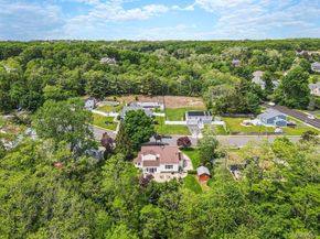 28 Manchester Boulevard, Wheatley Heights NY 11798