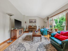 28 Manchester Boulevard, Wheatley Heights NY 11798