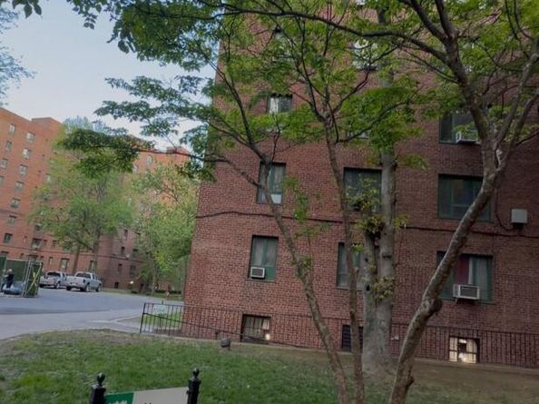 1604 Metropolitan Avenue 3F, Bronx NY 10462