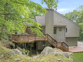 43 Powder Horn Road, Cortlandt Manor NY 10567