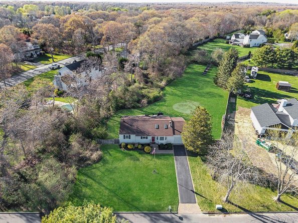 9 Hickory Lane, East Moriches NY 11940